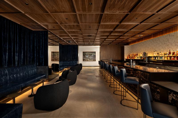 Reimagined United Polaris® Lounge Opens in Chicago with 50% More Space and Crate & Barrel Décor