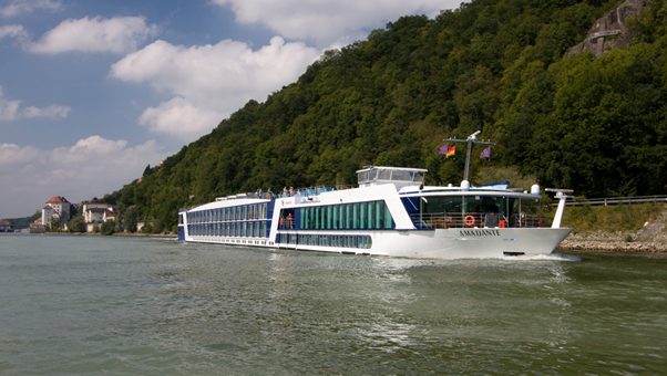 AmaWaterways Expands Exclusive Concierge Golf Programme to France