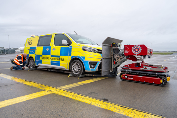 Shannon Airport becomes the first airport in Ireland to introduce an electric First‑Mover vehicle handling unit